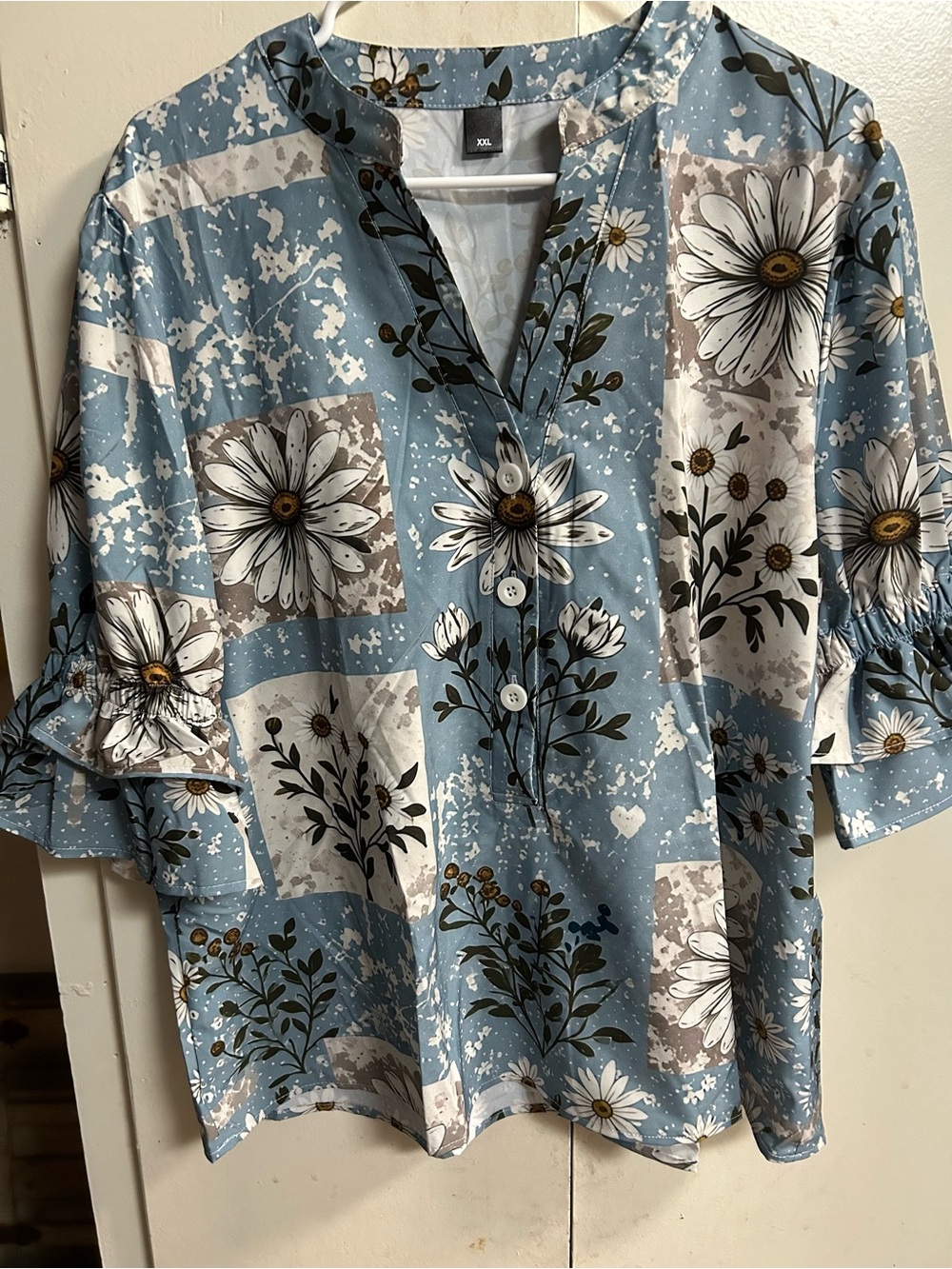 Light Blue Floral Button-Front Women’s top